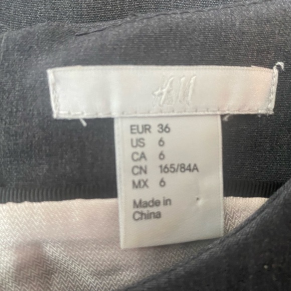 HM, Size 6 - Picture 3 of 4